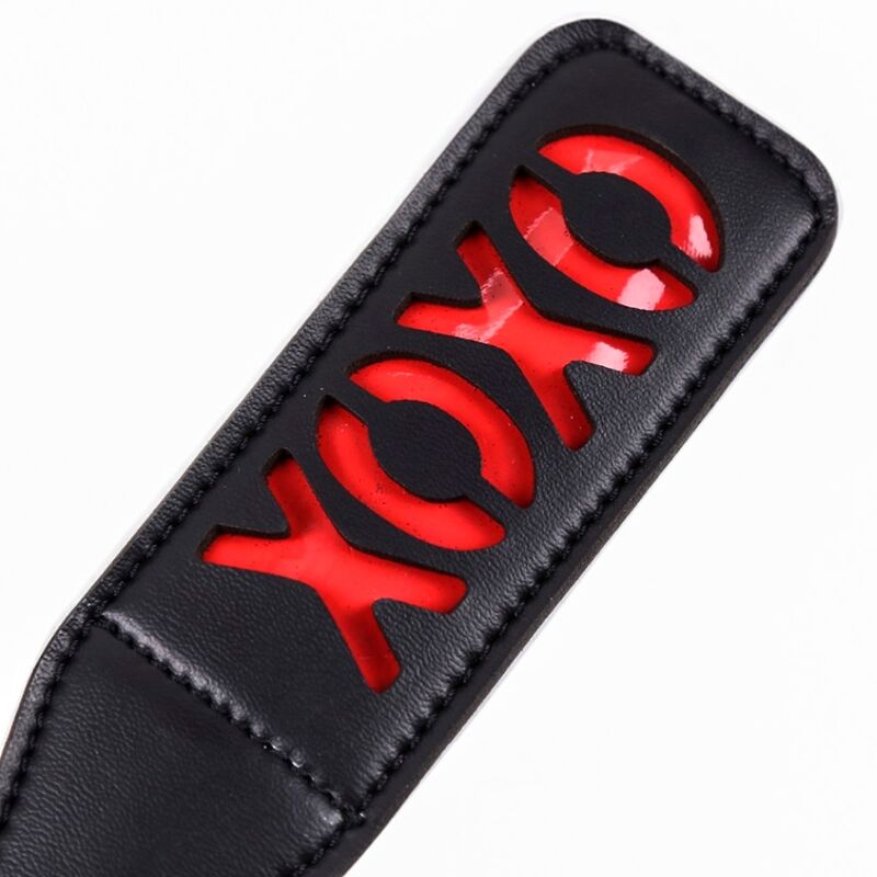 Ohmama - Paddle BDSM "XOXO" Noir et Rouge - 32,6 cm