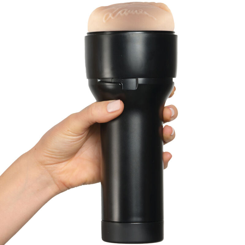 Kiiroo – Masturbateur en forme de Vagin Lauren Phillips