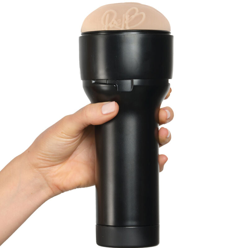 Kiiroo – Masturbateur Masculin Vagin Rae Lil Black