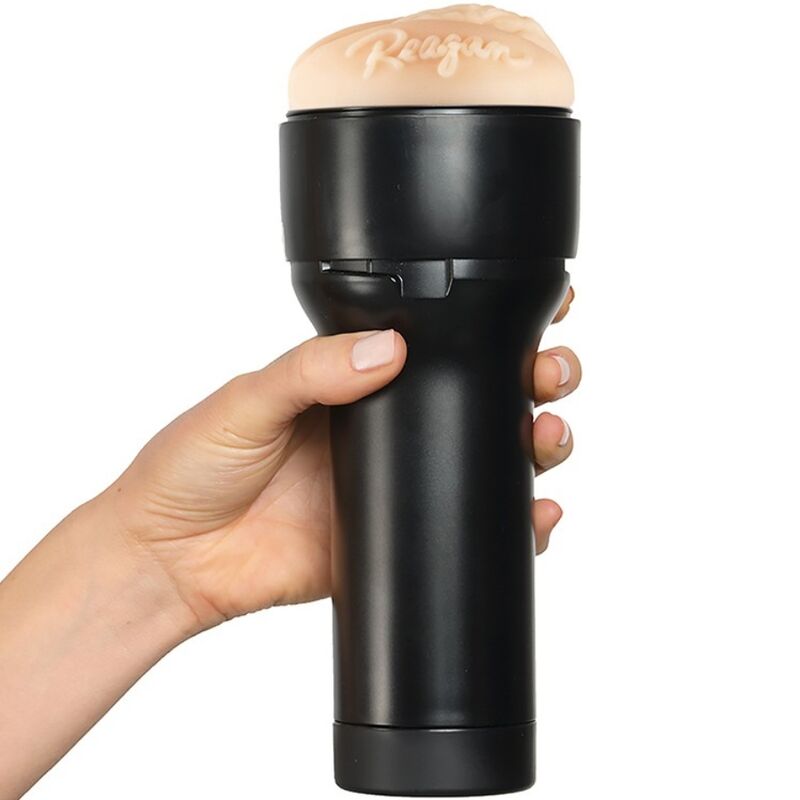 Kiiroo – Masturbateur en forme de Vagin Reagan Foxx