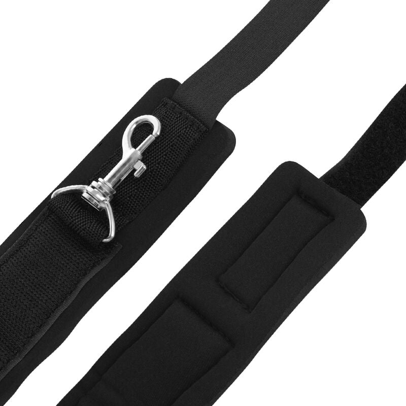 Darkness - menottes de porte de bondage